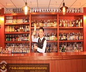 河源酒吧，需要調(diào)酒師和吧員若名